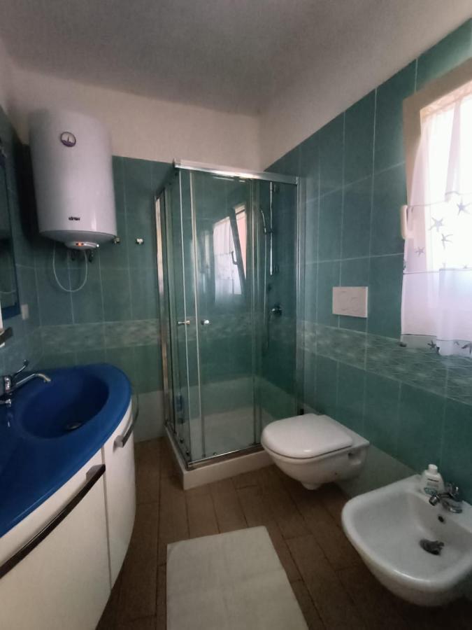 Casa Vacanza Gigi E Antonella Порто-Ротондо Экстерьер фото