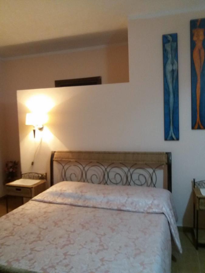 Casa Vacanza Gigi E Antonella Порто-Ротондо Экстерьер фото